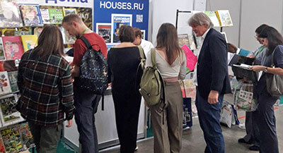 Экспозиция «Красивые дома» на ЦветыЭкспо 2025