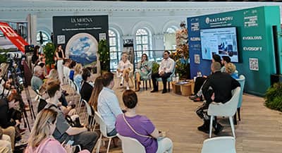 Секция ИД «Красивые дома пресс» на Московской неделе интерьера и дизайна