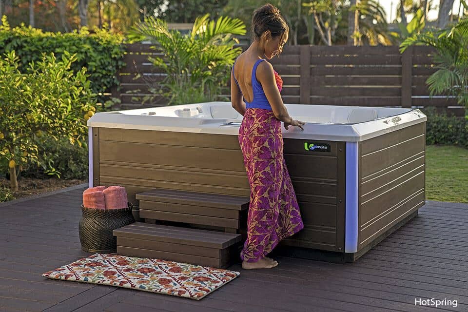 Модель HotSpring Limelight отличается оптимальным соотношением цены и функциональности.