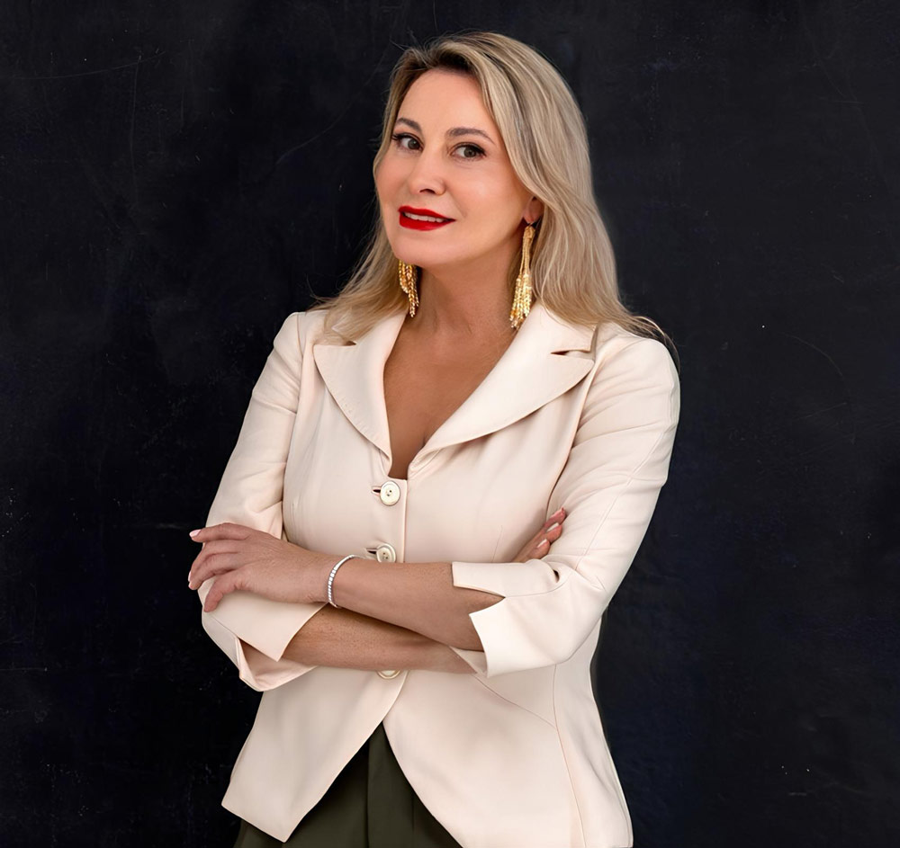 Анна Муравина